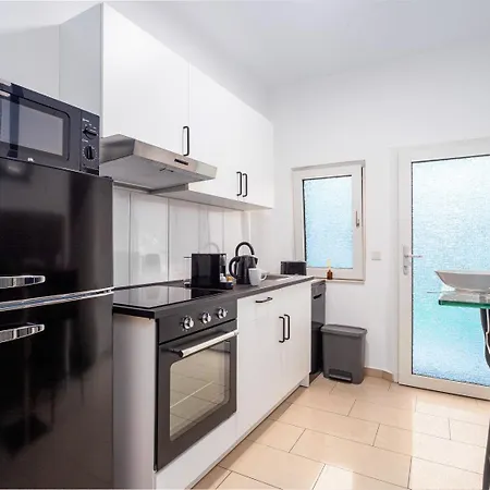 Apartment Ferienunterkuenfte In *